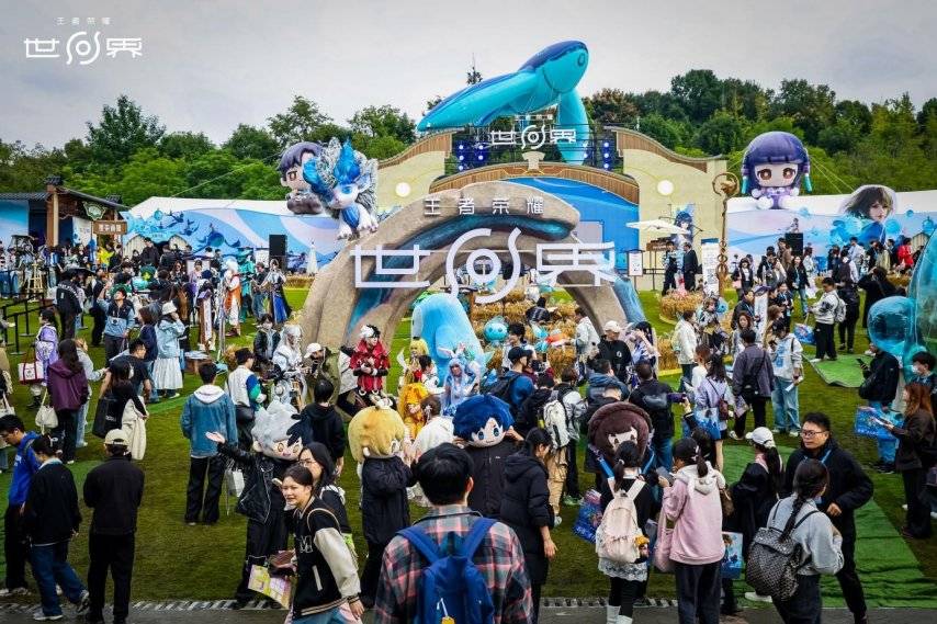 王者荣耀十周年重磅官宣，《王者荣耀世界》2026年春天与玩家见面