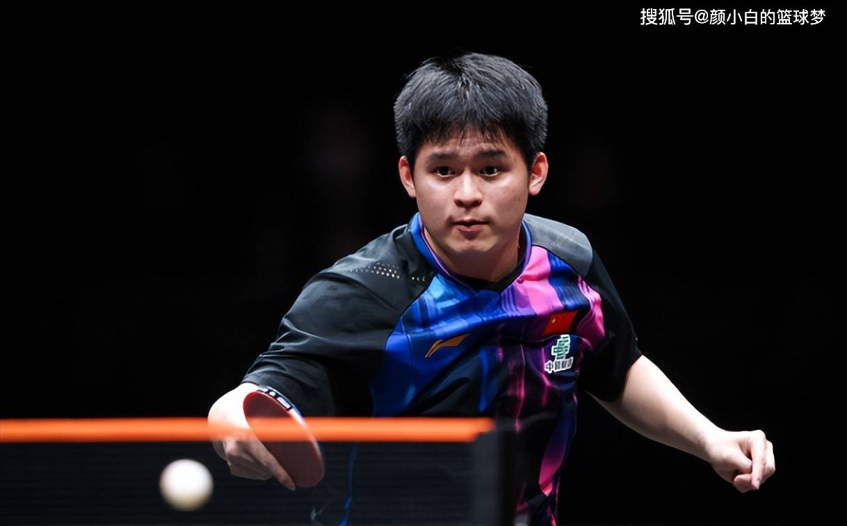 再度倒在决胜局！林诗栋0-2落后拖入抢七惜败 张本智和再致敬樊振东