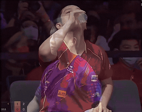 知行合一 谁是樊振东最好的场外指导 樊振东除了指导队友还指导小胖