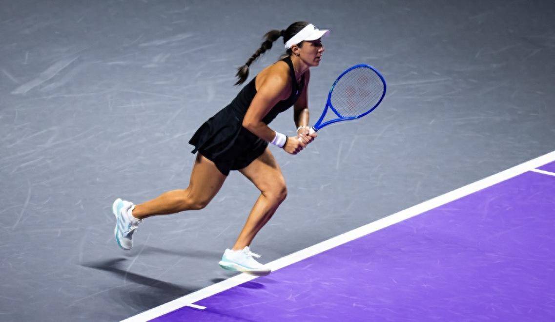 kaiyun-萨巴倫(lún)卡全胜晋级！高(gāo)芙出(chū)局