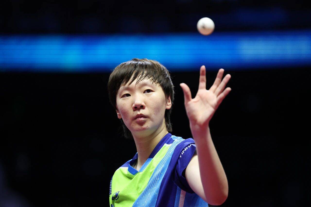 开云-王曼昱因伤退赛