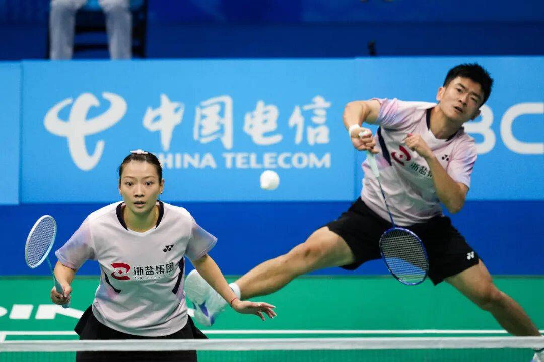 “雅思”组合谢幕，但不会落幕