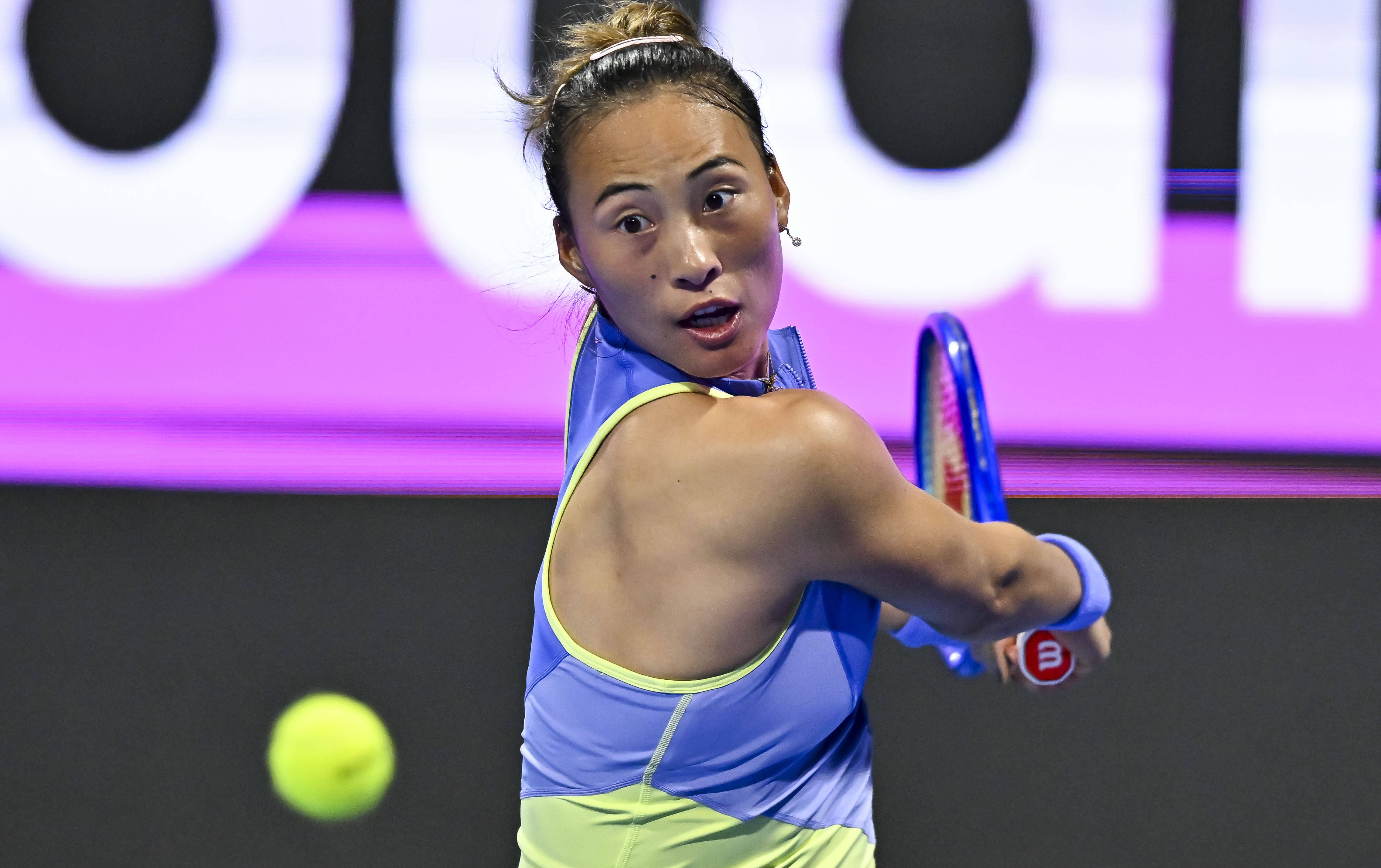 （体育）网球——WTA卡塔尔公开赛：郑钦文无缘八强