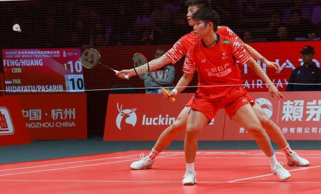 开云下载-羽毛球总决赛，男单决赛席位诞生！法(fǎ)国男单2-0获胜，放话挑战石宇奇